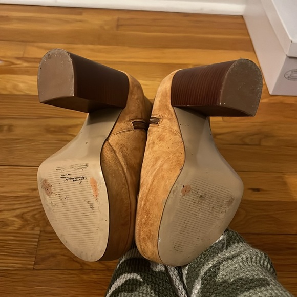 Steve Madden Gratify Booties in Cognac Suede - Picture 6 of 7